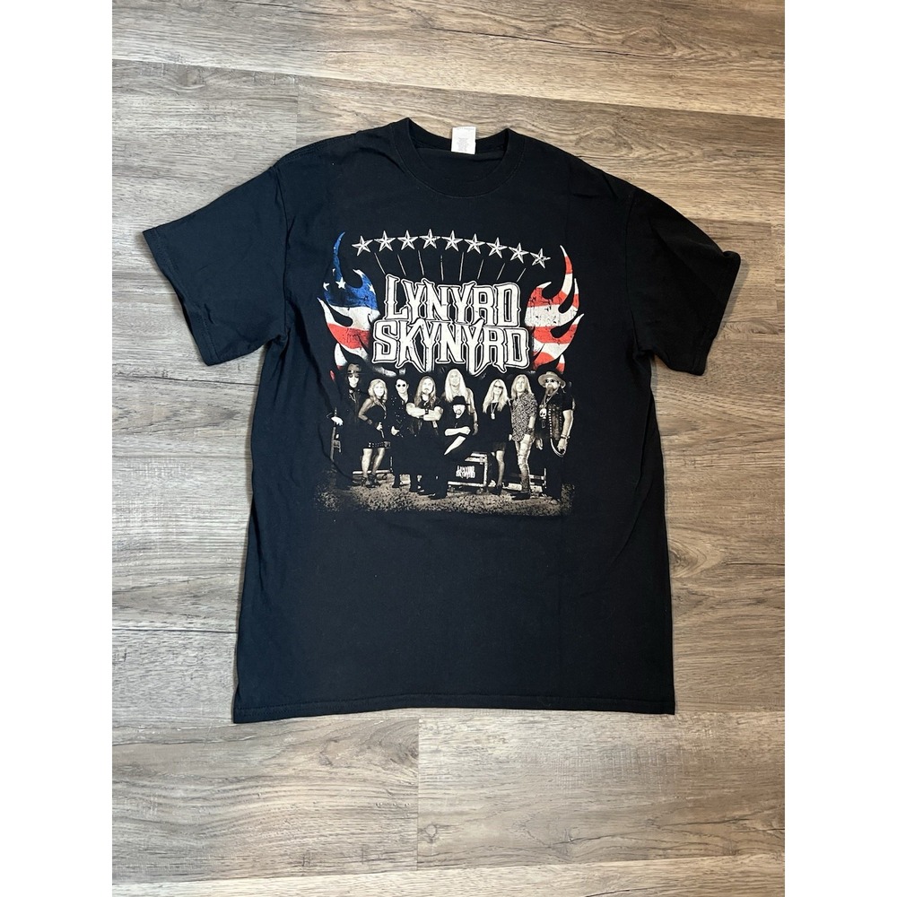 Lynard Skynard 2019 Farewell Tour Band Tee‎ Size Medium By Gildan